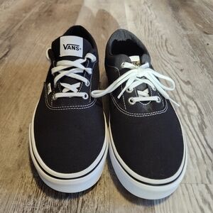 Vans Classic Lace-Up Sneakers - Black Women's 9.5 - NWOT
